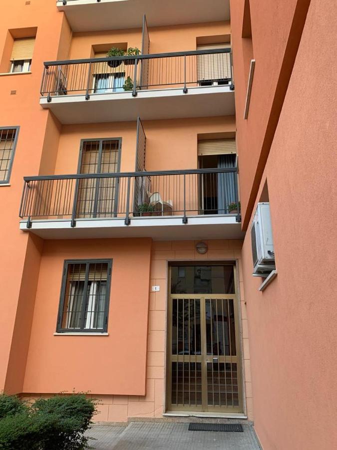 Comfortable Room Suitable 1-2 Pax Bologna Exterior foto